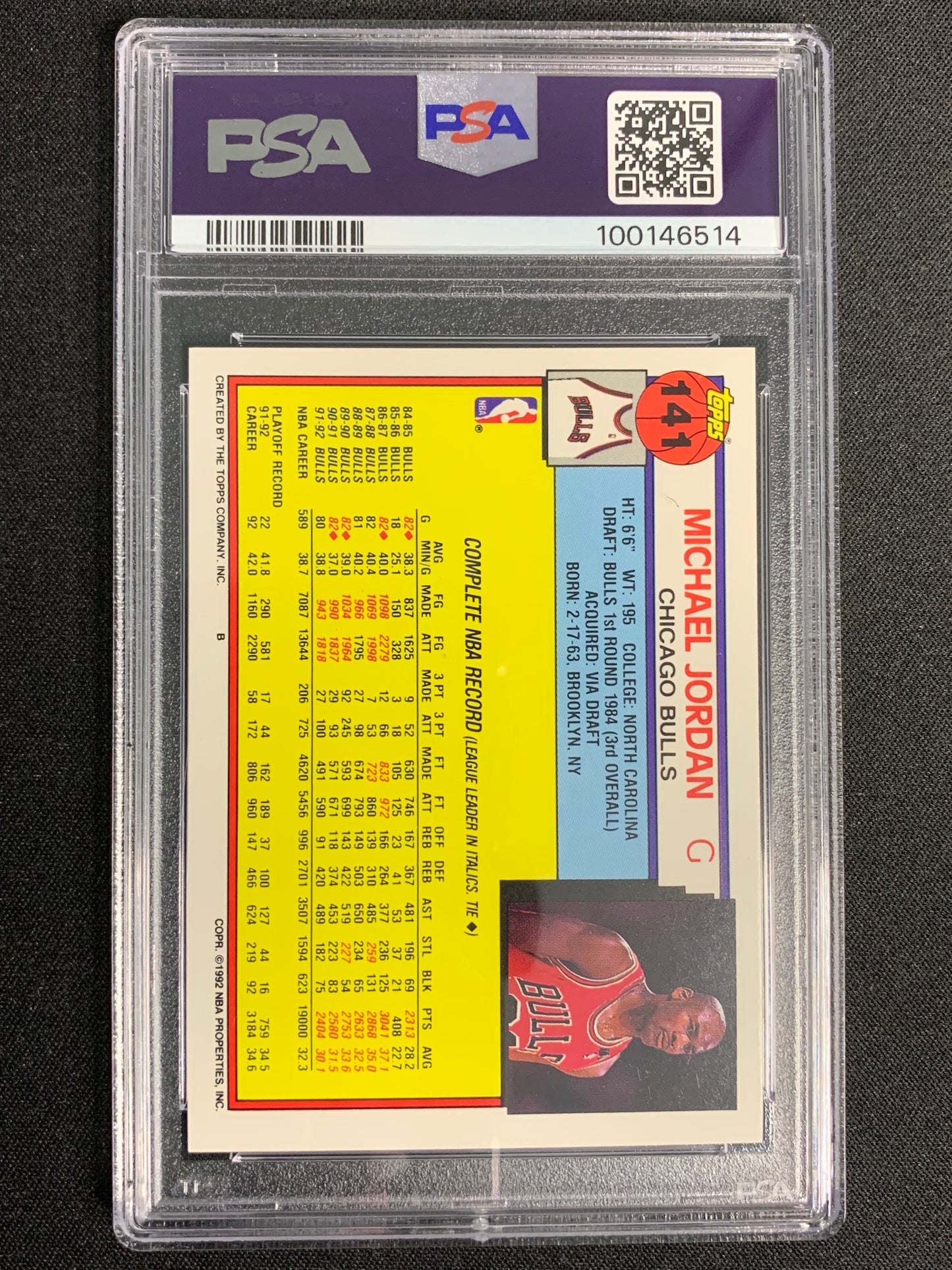 1992-93 Topps #141 Micheal Jordan PSA 9