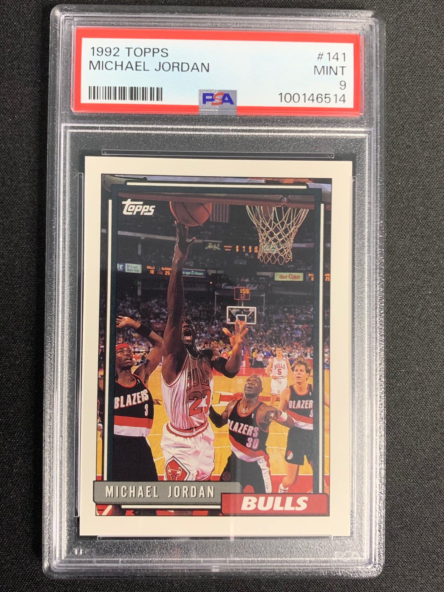 1992-93 Topps #141 Micheal Jordan PSA 9